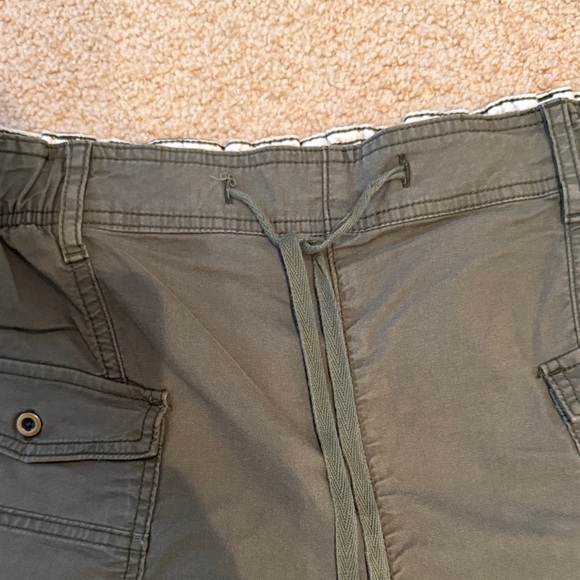 Pilcro Dark Gray Cargo Pants for Men - Picture 6 of 8